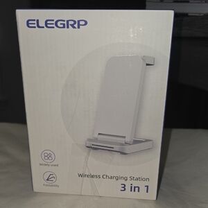 3-in-1 Wireless Charging Station - Gray